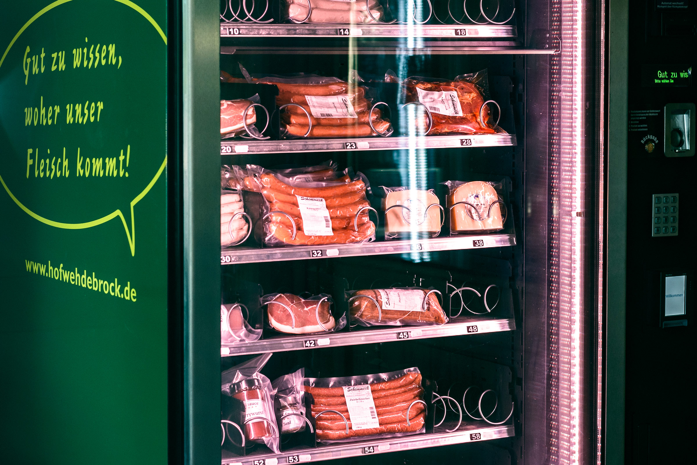 24/7 Premium Grillfleisch im Automat  hochwertiges Schweinefleisch vom Meisterhof Wehdebrock